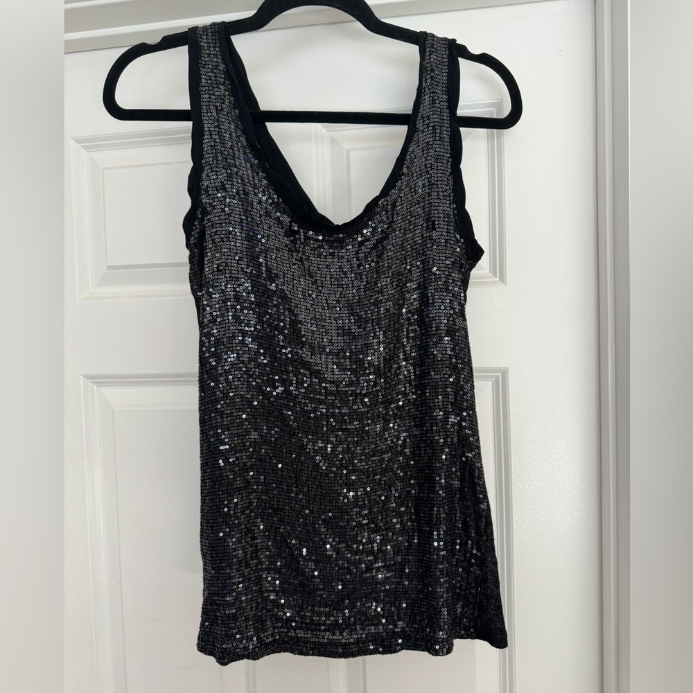 NWT SCANDAL black sequined top One-size M